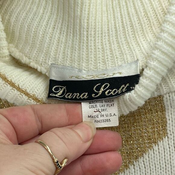 Vintage 80’s Dana Scott Women’s Boxy Fit Pullover Sweater White Gold Large - Picture 6 of 8